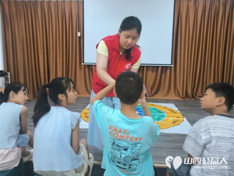 多彩夏日伴成长----运城市爱心驿站社会工作服务中心在华源豪庭社区暑期托管班解锁少年缤纷假期孩子们在课堂中收获成长开阔视野 - 第3张 - 山西公益人 多彩夏日伴成长----运城市爱心驿站社会工作服务中心在华源豪庭社区暑期托管班解锁少年缤纷假期孩子们在课堂中收获成长开阔视野 - 第3张