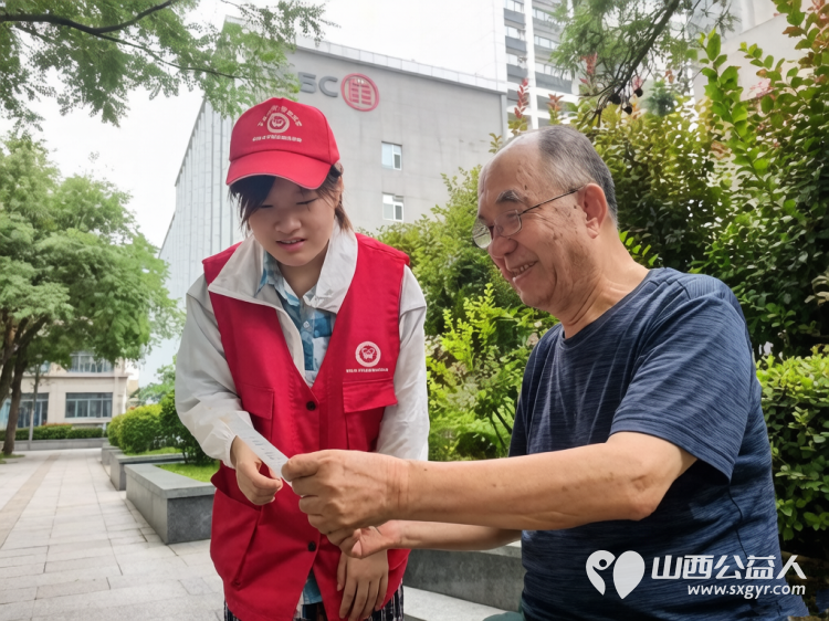 践行垃圾分类守护美丽临汾----临汾市文明交通志愿者协会组织70余名志愿者开展垃圾分类与环境保护志愿服务活动 - 第6张