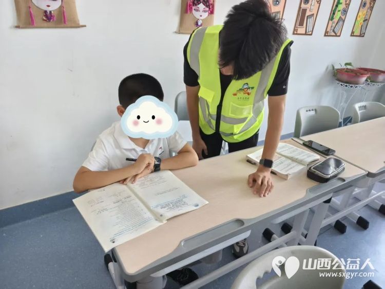 暖警爱警.志愿托举 ¦晋中新青年高校志愿者联合服务中心开展暑期关爱警务工作人员子女志愿服务活动 - 第3张 - 山西公益人 暖警爱警.志愿托举 ¦晋中新青年高校志愿者联合服务中心开展暑期关爱警务工作人员子女志愿服务活动 - 第3张