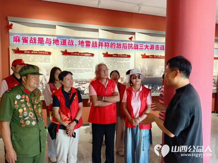 建军九九载老兵传温情|太原市赵海生雷锋团赴太谷福康老年公寓开展慰问活动为公寓老人送去茴子白茄子土豆等新鲜绿色蔬菜及康养砭贴(百贴)贴心助力老年人日常健康调理 - 第8张 - 山西公益人 建军九九载老兵传温情|太原市赵海生雷锋团赴太谷福康老年公寓开展慰问活动为公寓老人送去茴子白茄子土豆等新鲜绿色蔬菜及康养砭贴(百贴)贴心助力老年人日常健康调理 - 第8张