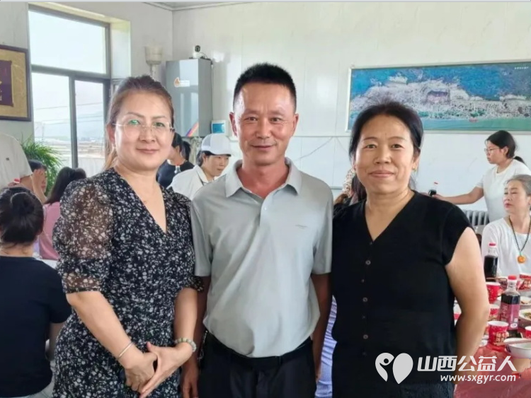 十载行善路温情暖永阳----杨燕英与五台公益之家的志愿者们自驾奔赴永阳村把贴心服务与欢声笑语送到村民身边常态化上门开展便民服务把温暖长久留在这片土地 - 第2张 - 山西公益人 十载行善路温情暖永阳----杨燕英与五台公益之家的志愿者们自驾奔赴永阳村把贴心服务与欢声笑语送到村民身边常态化上门开展便民服务把温暖长久留在这片土地 - 第2张