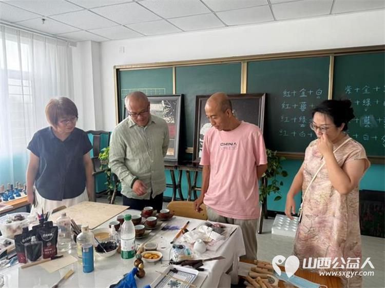 感谢山西中医药大学和长治医学院走进太原市灵星社区服务中心了解孤独症孩子的康复训练托养及技能培训情况 - 第3张 - 山西公益人 感谢山西中医药大学和长治医学院走进太原市灵星社区服务中心了解孤独症孩子的康复训练托养及技能培训情况 - 第3张