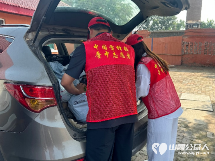 致敬八一薪火传雷锋志愿暖太行----晋中雷锋志愿者服务中心走进太谷福康老年公寓开展敬老慰问与走进太谷麻雀战纪念馆红色教育基地开展红色研学活动 - 第3张