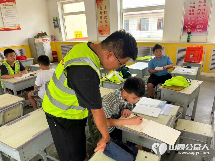文水县爱心帮扶志愿者协会启动暑期公益托管项目志愿者7月28日在岳村学校进行爱心托管班活动 - 第3张