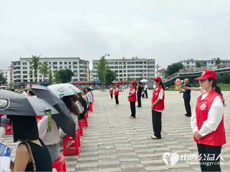 志愿暖民心文艺进基层----潞城区正能量公益协会助力山西省总工会三送三进慰问演出志愿服务传递爱心与温暖以志愿微光汇聚文明暖流 - 第14张 - 山西公益人 志愿暖民心文艺进基层----潞城区正能量公益协会助力山西省总工会三送三进慰问演出志愿服务传递爱心与温暖以志愿微光汇聚文明暖流 - 第14张