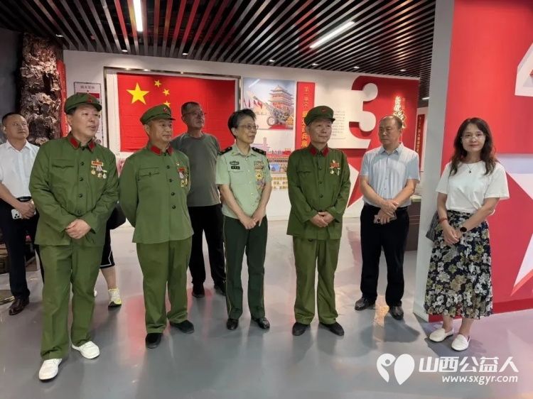 情暖童心迎八一同心公益伴成长----杏花岭区新联会走进阳光成长营开展慰问活动将满载爱心的牛奶零食等慰问品送到孩子们手中细致入微地询问着孩子们的学习与生活状况 - 第3张 - 山西公益人 情暖童心迎八一同心公益伴成长----杏花岭区新联会走进阳光成长营开展慰问活动将满载爱心的牛奶零食等慰问品送到孩子们手中细致入微地询问着孩子们的学习与生活状况 - 第3张