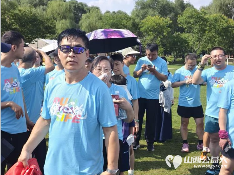 长治市阳光困境儿童帮扶协会参与2026长治市百城万人健心跑徒步活动组织25名成员参与本次徒步活动进一步拉近彼此距离增强团队凝聚力 - 第11张 - 山西公益人 长治市阳光困境儿童帮扶协会参与2026长治市百城万人健心跑徒步活动组织25名成员参与本次徒步活动进一步拉近彼此距离增强团队凝聚力 - 第11张
