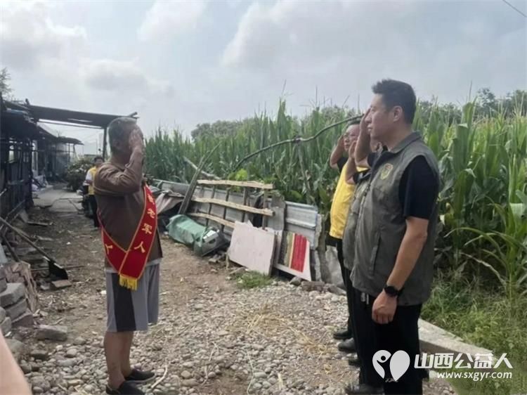 八一慰问老兵公益奉献温情----河曲县爱华公益志愿者协会携手山西华鹿阳坡泉煤矿有限公司开展八一关爱退伍军人慰问活动准备的大米白面食用油牛奶水果等慰问品 - 第9张 - 山西公益人 八一慰问老兵公益奉献温情----河曲县爱华公益志愿者协会携手山西华鹿阳坡泉煤矿有限公司开展八一关爱退伍军人慰问活动准备的大米白面食用油牛奶水果等慰问品 - 第9张