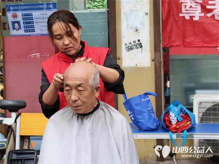 志愿服务进社区健康活动暖人心----2026年8月5日介休市敬老协会走进北坛街道花园街社区为社区所有老人爱心理发义诊等多项贴心服务 - 第8张