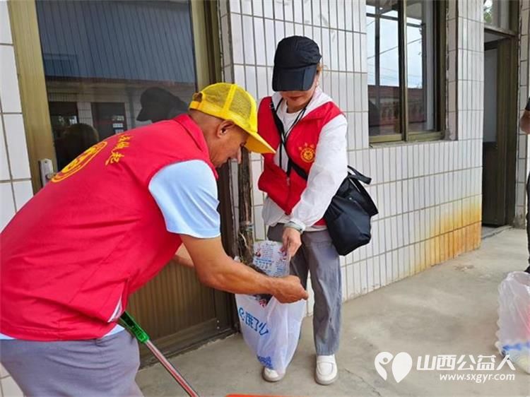 寿阳县卡卡公益志愿者协会携手众享商贸有限公司走出寿阳走进榆次区东赵乡榆三庄村开展2026传递温暖服务邻里共建和谐美好家园活动 - 第16张