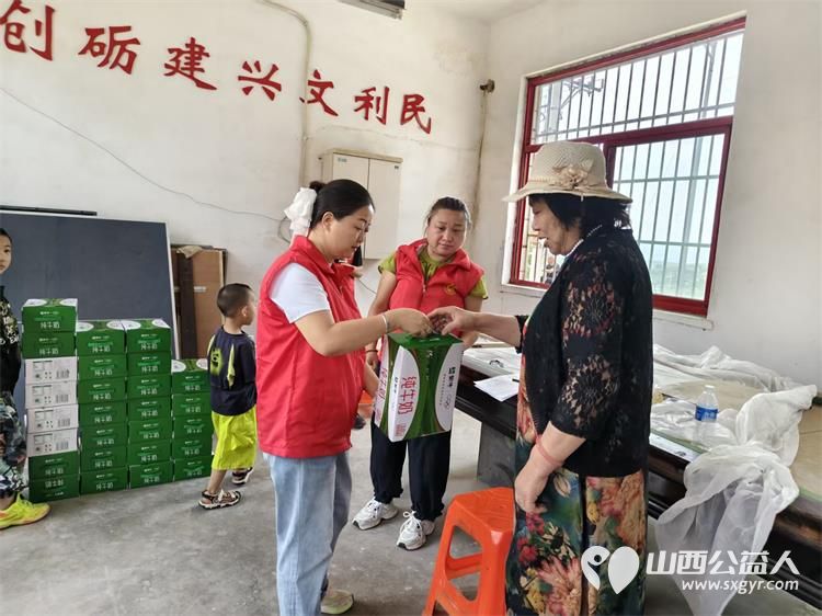 寿阳县卡卡公益志愿者协会携手众享商贸有限公司走出寿阳走进榆次区东赵乡榆三庄村开展2026传递温暖服务邻里共建和谐美好家园活动 - 第29张