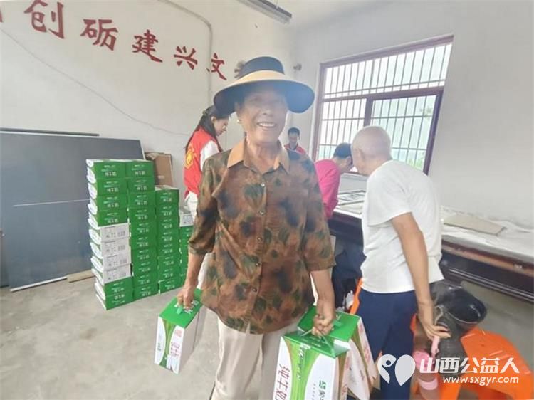 寿阳县卡卡公益志愿者协会携手众享商贸有限公司走出寿阳走进榆次区东赵乡榆三庄村开展2026传递温暖服务邻里共建和谐美好家园活动 - 第21张