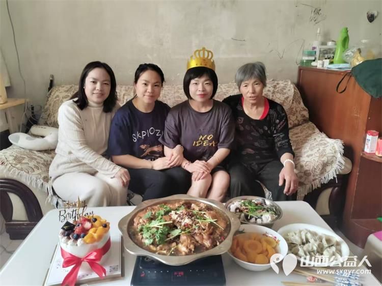 晨光里的问候岁月里的陪伴----中国妇女报记录山西省太原市晋源区第八实验小学校党支部书记校长李雁鸿 - 第24张 - 山西公益人 晨光里的问候岁月里的陪伴----中国妇女报记录山西省太原市晋源区第八实验小学校党支部书记校长李雁鸿 - 第24张