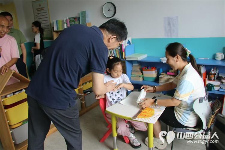 太原市慈善总会携手湖州市慈善联合会走进太原市灵星社区服务中心调研一起为心智障碍人士助力为构建包容友好的社会环境注入慈善力量 - 第4张 - 山西公益人 太原市慈善总会携手湖州市慈善联合会走进太原市灵星社区服务中心调研一起为心智障碍人士助力为构建包容友好的社会环境注入慈善力量 - 第4张