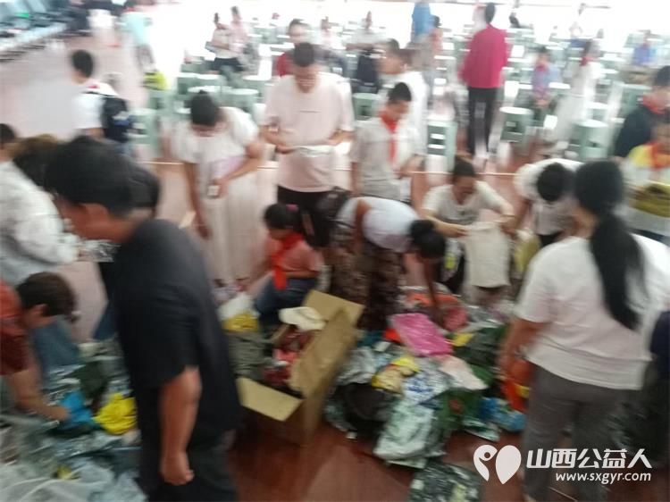 太原市阳光益佳信息服务有限公司组织多家爱心企业一对一助学公益活动走进五台县东雷学校为50余名困境学生送上15000余元助学金及生活物资以公益温暖乡村少年的逐梦征途 - 第30张
