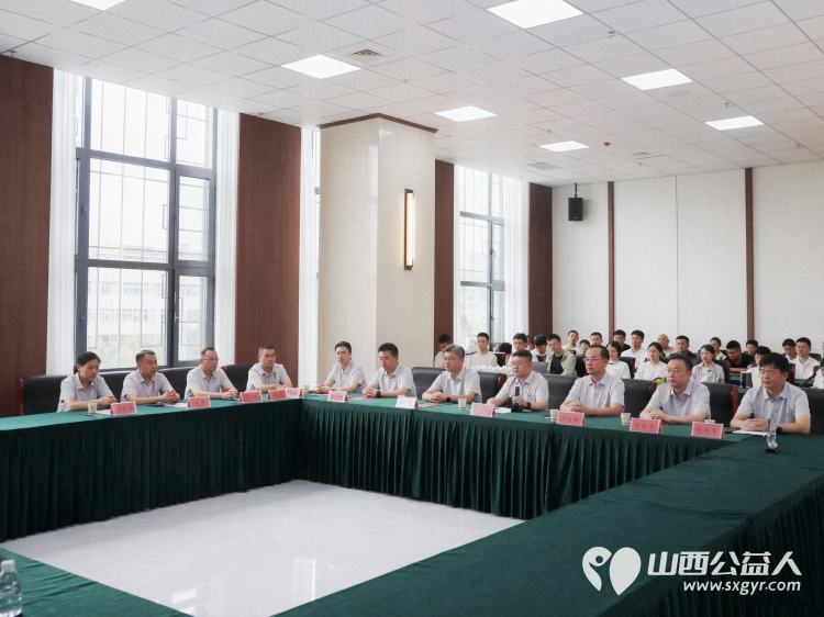 善行暖忻中助学筑芳华----建设银行忻州分行、正大书店、秀容书院山长院爱心人士向忻州一中捐赠助学为校园育人事业注入了温暖力量 - 第3张 - 山西公益人 善行暖忻中助学筑芳华----建设银行忻州分行、正大书店、秀容书院山长院爱心人士向忻州一中捐赠助学为校园育人事业注入了温暖力量 - 第3张