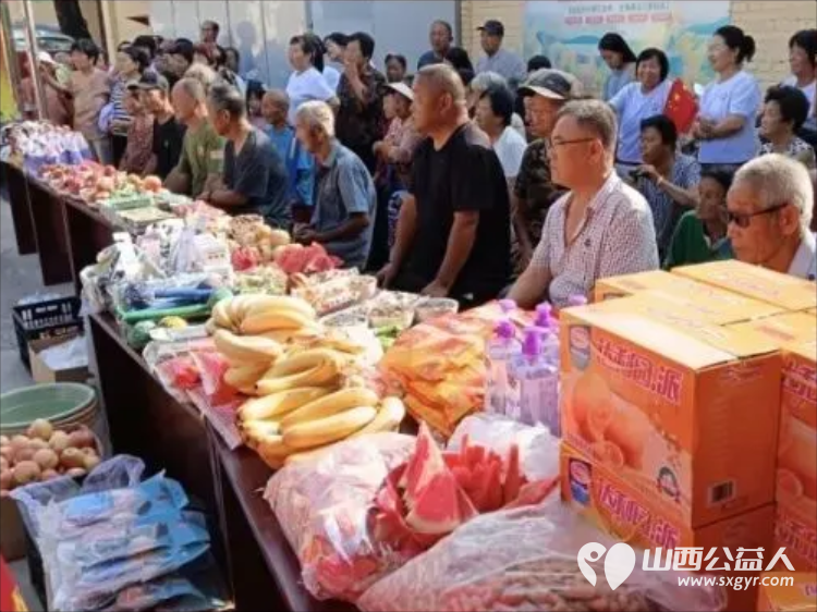 致敬老兵传承红色血脉同心拥军共叙鱼水深情----忻州市爱心公益协会走进南胡村开展拥军慰问文艺演出志愿者依照帮扶名单分装慰问物资送到村内11位重点帮扶对象手中 - 第24张 - 山西公益人 致敬老兵传承红色血脉同心拥军共叙鱼水深情----忻州市爱心公益协会走进南胡村开展拥军慰问文艺演出志愿者依照帮扶名单分装慰问物资送到村内11位重点帮扶对象手中 - 第24张