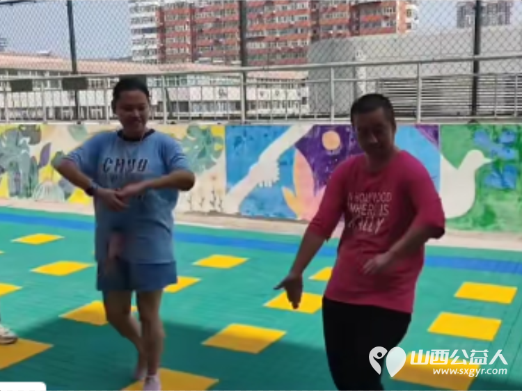 党建引领公益传递金融温度----建设银行山西省分行金融科技部党支部走进太原市安健儿公益服务中心看望孤独症孩子们带去了好多好多的礼物 - 第13张