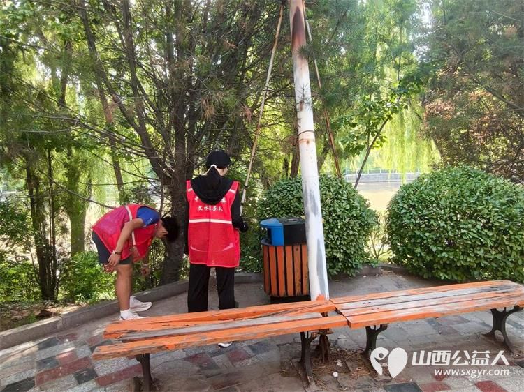 喜迎全国生态日守护文峪河碧水清流----8月14日文水县爱心帮扶志愿者协会开展新时代文明实践护河志愿服务活动以实际行动为家乡河道生态美颜 - 第10张