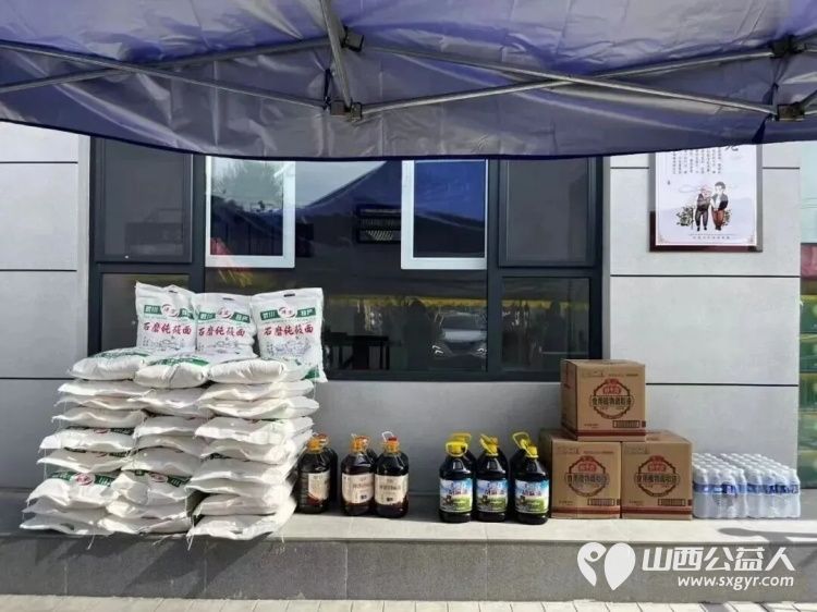 一周年暖心答卷----原平市崞阳镇中石寺村爱心食堂让农村老人吃出幸福味开办一年间服务老年群众约1.2万人次在解决吃饭问题的基础上有效丰富了老年人精神文化生活 - 第3张 - 山西公益人 一周年暖心答卷----原平市崞阳镇中石寺村爱心食堂让农村老人吃出幸福味开办一年间服务老年群众约1.2万人次在解决吃饭问题的基础上有效丰富了老年人精神文化生活 - 第3张