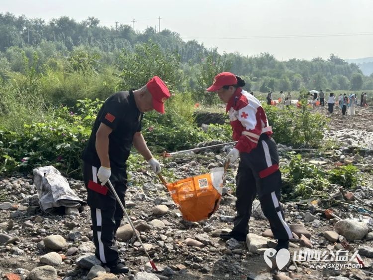 守护桃河碧水践行生态志愿｜阳泉市红十字纵擎救援队参与全国生态日 桃河护岸·水清岸绿 巡河清岸行动以红十字志愿力量守护母亲河生态环境 - 第5张