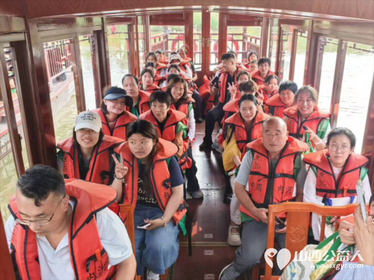十年逐光筑善路研学赋能向未来----长治市维善助学会十周年盛典圆满落幕表彰爱心企业爱心人士优秀志愿者致敬暖心助力与无私支持让点滴善意跨越山海生生不息 - 第3张