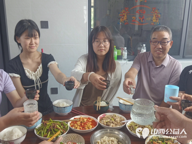 金秋启序逐梦前行----长治市善泽留守困境儿童救助协会为顺利升学的困境学子送上爱心资助点亮孩子们的求学希望共计发放助学金7000元资助三名成功升学的优秀孩子 - 第9张