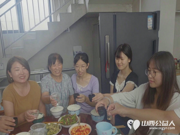 金秋启序逐梦前行----长治市善泽留守困境儿童救助协会为顺利升学的困境学子送上爱心资助点亮孩子们的求学希望共计发放助学金7000元资助三名成功升学的优秀孩子 - 第8张