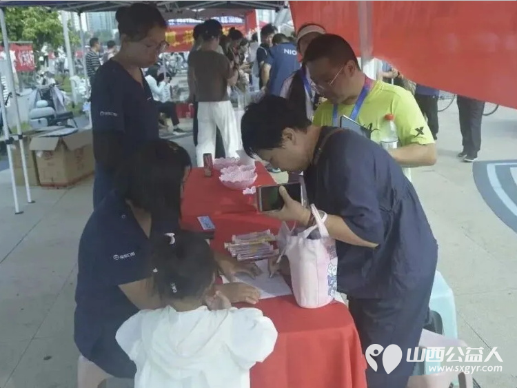 湖岸同心铺跑道欢乐乘风同赴约----2026年太原市全民健身日清徐东湖欢乐跑这里有一群血肉相连的爱心奉献团队是太原市全民健身事业向前迈进的扎实一步 - 第15张