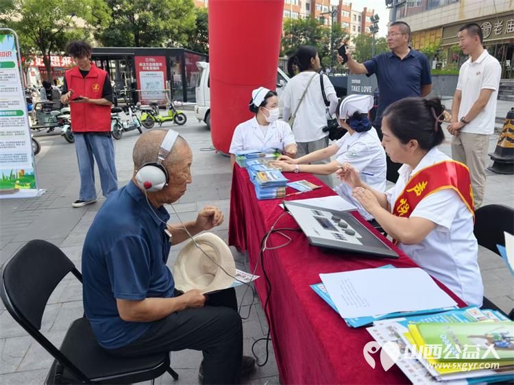 浑源县新时代文明实践服务中心、浑源县扶残助残志愿者协会志愿者参加第十个全国残疾预防日宣传活动织密残疾预防防护网维护群众健康权益 - 第12张 - 山西公益人 浑源县新时代文明实践服务中心、浑源县扶残助残志愿者协会志愿者参加第十个全国残疾预防日宣传活动织密残疾预防防护网维护群众健康权益 - 第12张