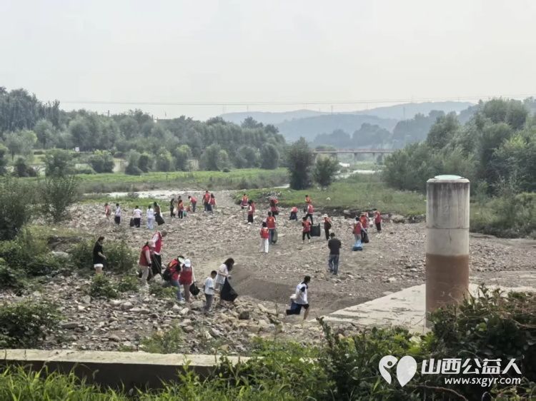 保护母亲河全省联动巡河护河系列活动再启动----阳泉市河长办联合阳泉市义工联合会在五渡湿地公园开展 十年守护幸福晋享 净滩行动市义工联义工民间巡河员共计50余人参加了活动 - 第9张 - 山西公益人 保护母亲河全省联动巡河护河系列活动再启动----阳泉市河长办联合阳泉市义工联合会在五渡湿地公园开展 十年守护幸福晋享 净滩行动市义工联义工民间巡河员共计50余人参加了活动 - 第9张