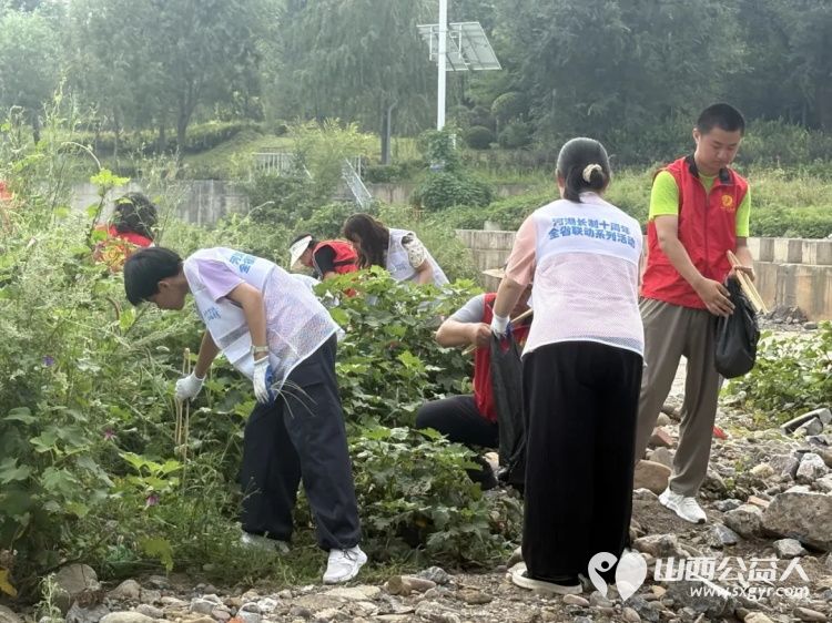 保护母亲河全省联动巡河护河系列活动再启动----阳泉市河长办联合阳泉市义工联合会在五渡湿地公园开展 十年守护幸福晋享 净滩行动市义工联义工民间巡河员共计50余人参加了活动 - 第12张 - 山西公益人 保护母亲河全省联动巡河护河系列活动再启动----阳泉市河长办联合阳泉市义工联合会在五渡湿地公园开展 十年守护幸福晋享 净滩行动市义工联义工民间巡河员共计50余人参加了活动 - 第12张