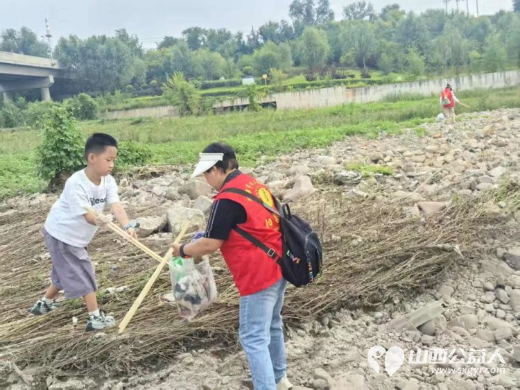 保护母亲河全省联动巡河护河系列活动再启动----阳泉市河长办联合阳泉市义工联合会在五渡湿地公园开展 十年守护幸福晋享 净滩行动市义工联义工民间巡河员共计50余人参加了活动 - 第16张 - 山西公益人 保护母亲河全省联动巡河护河系列活动再启动----阳泉市河长办联合阳泉市义工联合会在五渡湿地公园开展 十年守护幸福晋享 净滩行动市义工联义工民间巡河员共计50余人参加了活动 - 第16张