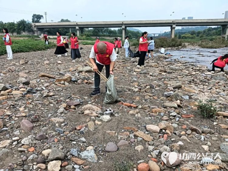保护母亲河全省联动巡河护河系列活动再启动----阳泉市河长办联合阳泉市义工联合会在五渡湿地公园开展 十年守护幸福晋享 净滩行动市义工联义工民间巡河员共计50余人参加了活动 - 第17张 - 山西公益人 保护母亲河全省联动巡河护河系列活动再启动----阳泉市河长办联合阳泉市义工联合会在五渡湿地公园开展 十年守护幸福晋享 净滩行动市义工联义工民间巡河员共计50余人参加了活动 - 第17张