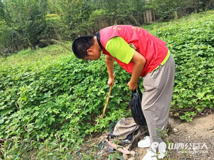 保护母亲河全省联动巡河护河系列活动再启动----阳泉市河长办联合阳泉市义工联合会在五渡湿地公园开展 十年守护幸福晋享 净滩行动市义工联义工民间巡河员共计50余人参加了活动 - 第20张 - 山西公益人 保护母亲河全省联动巡河护河系列活动再启动----阳泉市河长办联合阳泉市义工联合会在五渡湿地公园开展 十年守护幸福晋享 净滩行动市义工联义工民间巡河员共计50余人参加了活动 - 第20张