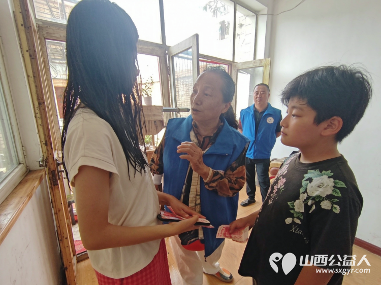 长治市小雨点公益思源组开展爱心助学活动向长治市屯留区积石村困难学子捐赠4000元助学资金帮助学子缓解求学路上的经济压力 - 第13张