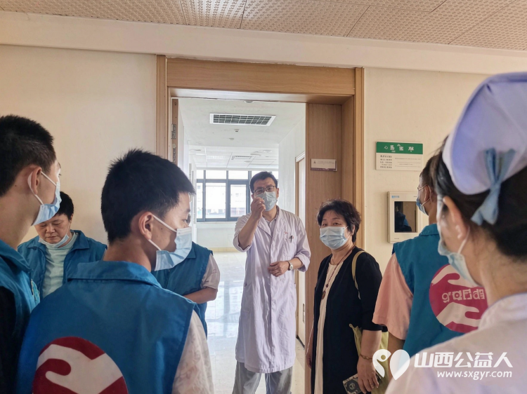 让爱行走一次特别的医院开放日----朔州市大医院组织朔州市慧恩尚德乐机构的残障儿童参观访问朔州市大医院医生志愿者告诉他们疾病是可以改善的康复是有希望的 - 第5张