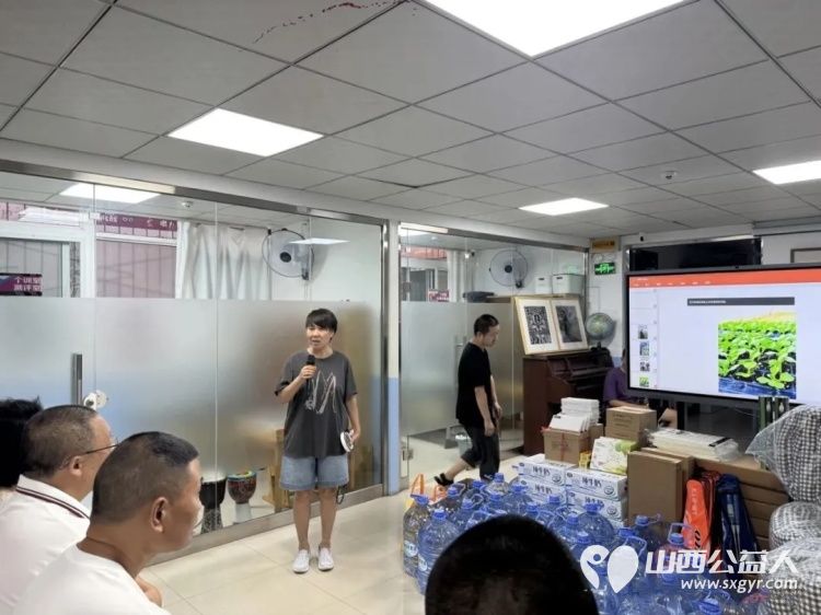 爱心赴约温暖同行|太原市衢州商会走进太原市安健儿公益服务中心公益帮扶活动圆满举行商会团队将筹备好的爱心物资正式交付至安健儿公益服务中心为特殊儿童的日常学习与生活增添保障 - 第11张 - 山西公益人 爱心赴约温暖同行|太原市衢州商会走进太原市安健儿公益服务中心公益帮扶活动圆满举行商会团队将筹备好的爱心物资正式交付至安健儿公益服务中心为特殊儿童的日常学习与生活增添保障 - 第11张
