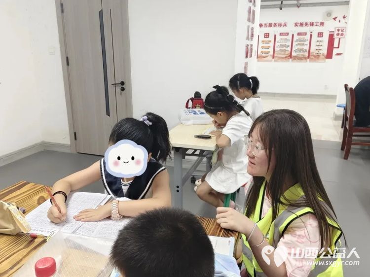 用青春奉献服务家乡新貌·把论文写在家乡的土地上----晋中新青年高校志愿者联合服务中心返乡大学生实践实训活动精彩收官 - 第16张 - 山西公益人 用青春奉献服务家乡新貌·把论文写在家乡的土地上----晋中新青年高校志愿者联合服务中心返乡大学生实践实训活动精彩收官 - 第16张