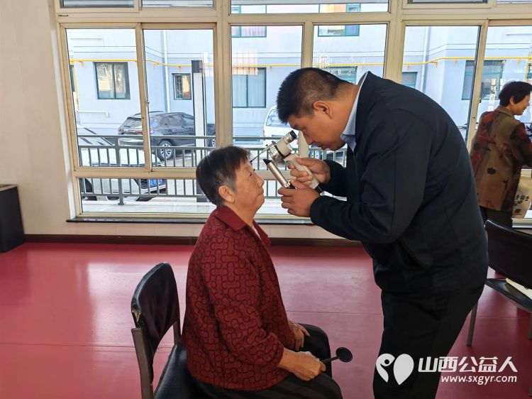 志愿服务进社区健康活动暖人心----介休市敬老协会2026年9月10日组织志愿者走进北关街道新华南街社区为社区所有老人爱心理发义诊等多项贴心服务未来我们也会继续把孝善服务做到老人心坎里 - 第25张