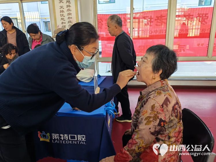 志愿服务进社区健康活动暖人心----介休市敬老协会2026年9月10日组织志愿者走进北关街道新华南街社区为社区所有老人爱心理发义诊等多项贴心服务未来我们也会继续把孝善服务做到老人心坎里 - 第30张
