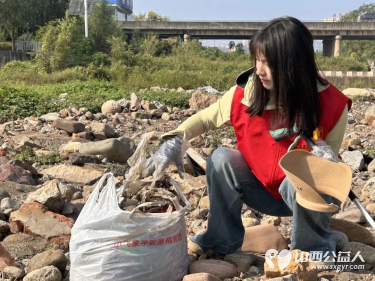 保护母亲河阳泉义工在行动----2026年9月12日阳泉市义工联合会14名义工和民间巡河员为爱集结保护母亲河巡河净滩活动在白羊墅湿地公园开展 - 第5张