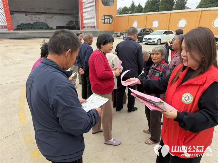 暖心便民服务进基层----上党区义工协会守护一老一小困难群众及特殊群体的实际生活爱心义剪惠民政策宣传提供免费基础健康检查将便民服务送到基层群众身边 - 第44张
