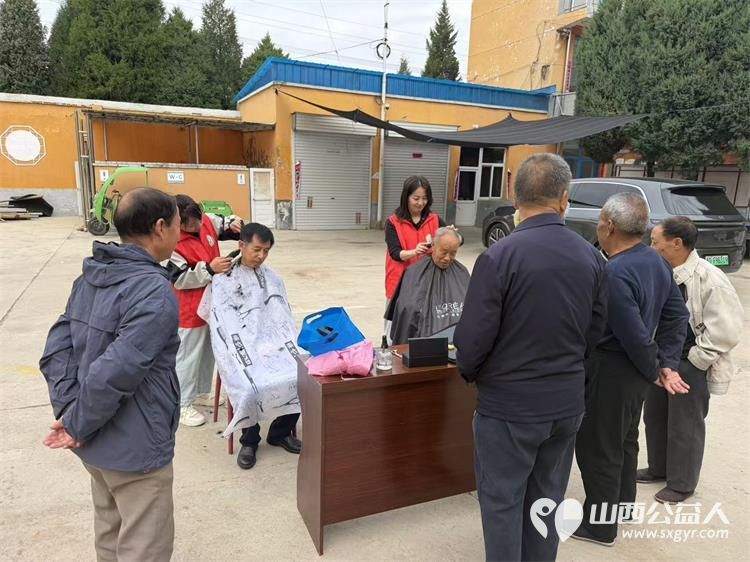 暖心便民服务进基层----上党区义工协会守护一老一小困难群众及特殊群体的实际生活爱心义剪惠民政策宣传提供免费基础健康检查将便民服务送到基层群众身边 - 第15张