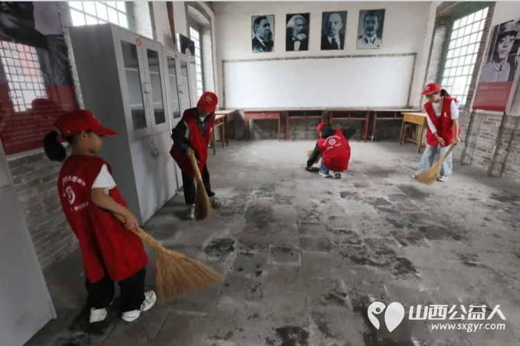 追寻红色足迹赓续革命精神----临汾市文明交通志愿者协会党支部组织党员志愿者前往刘北村革命基地及革命纪念馆开展红色研学与文物保护志愿服务活动 - 第4张
