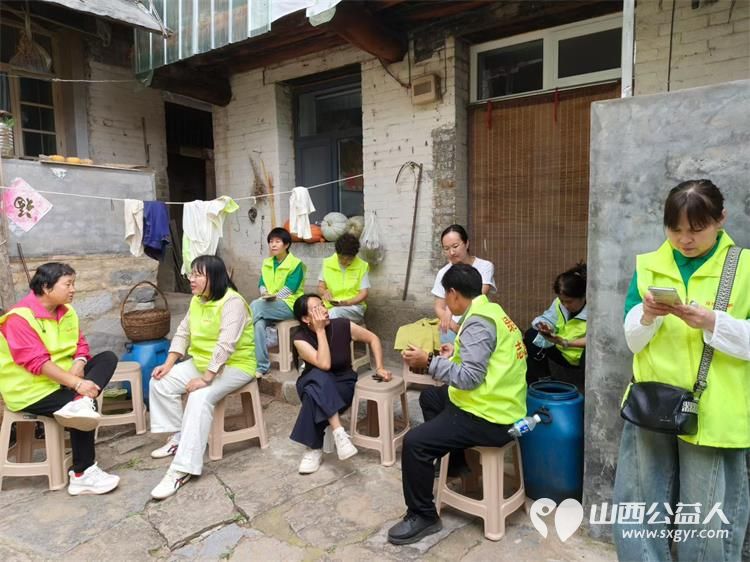 2026年绿丝带爱心助农座谈会在黄砂底村进行，晋城市绿丝带志愿者协会会长司贤斌与黄砂底村书记张建设一起出席活动全力帮助村民解决农产品销售难题助力村民增收乡村发展 - 第16张