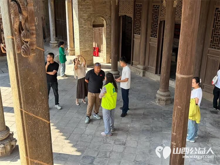 2026年绿丝带爱心助农座谈会在黄砂底村进行，晋城市绿丝带志愿者协会会长司贤斌与黄砂底村书记张建设一起出席活动全力帮助村民解决农产品销售难题助力村民增收乡村发展 - 第15张