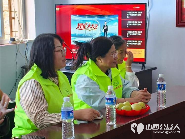2026年绿丝带爱心助农座谈会在黄砂底村进行，晋城市绿丝带志愿者协会会长司贤斌与黄砂底村书记张建设一起出席活动全力帮助村民解决农产品销售难题助力村民增收乡村发展 - 第11张