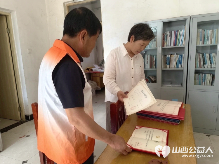 月满中秋情暖善者 | 吕梁市离石区青年志愿者协会作为建辉慈善基金会致敬行善者项目省级协调机构统筹联动山西省各公益伙伴开展致敬行善者三季度生日慰问活动 - 第10张