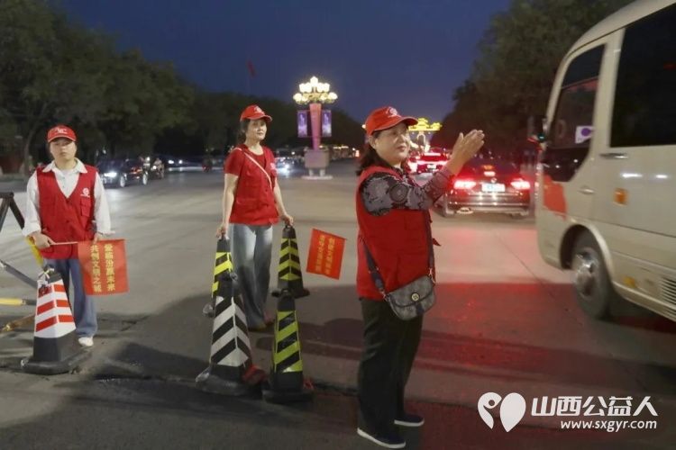 护航尧文化旅游节志愿者助力交通保障----临汾市文明交通志愿者协会组织25名志愿者配合临汾市公安局交通管理支队在2026年尧文化旅游节开幕式开展交通保障志愿服务工作 - 第3张 - 山西公益人 护航尧文化旅游节志愿者助力交通保障----临汾市文明交通志愿者协会组织25名志愿者配合临汾市公安局交通管理支队在2026年尧文化旅游节开幕式开展交通保障志愿服务工作 - 第3张